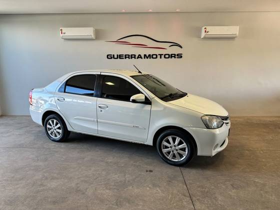 TOYOTA ETIOS 1.5 XLS SEDAN 16V FLEX 4P AUTOMÁTICO TOYOTA ETIOS 1.5 XLS SEDAN 16V FLEX 4P AUTOMÁTICO